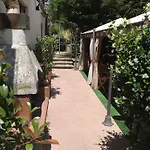Guest house La Pennichella Sorrentina Relais 3*